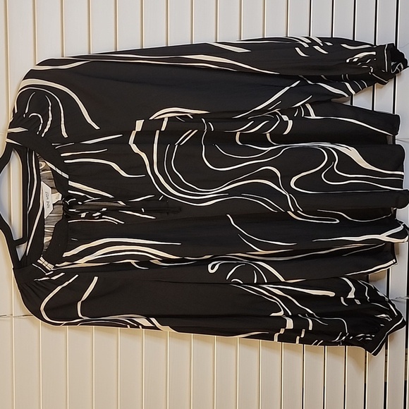 Nine West Tops - Nine West Abstract Blouse Size XL